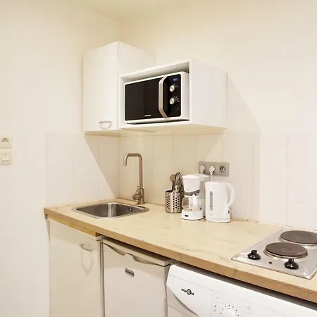 GregBnb-com - Studio Cosy - CLIMATISÉ - WIFI - 15min Gare Toulon Extérieur photo
